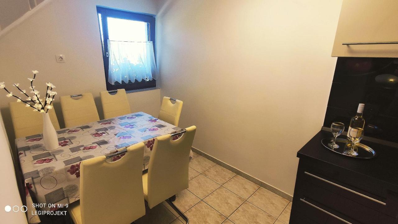 Papp Apartmanhaz Vonyarcvashegy Eksteriør bilde